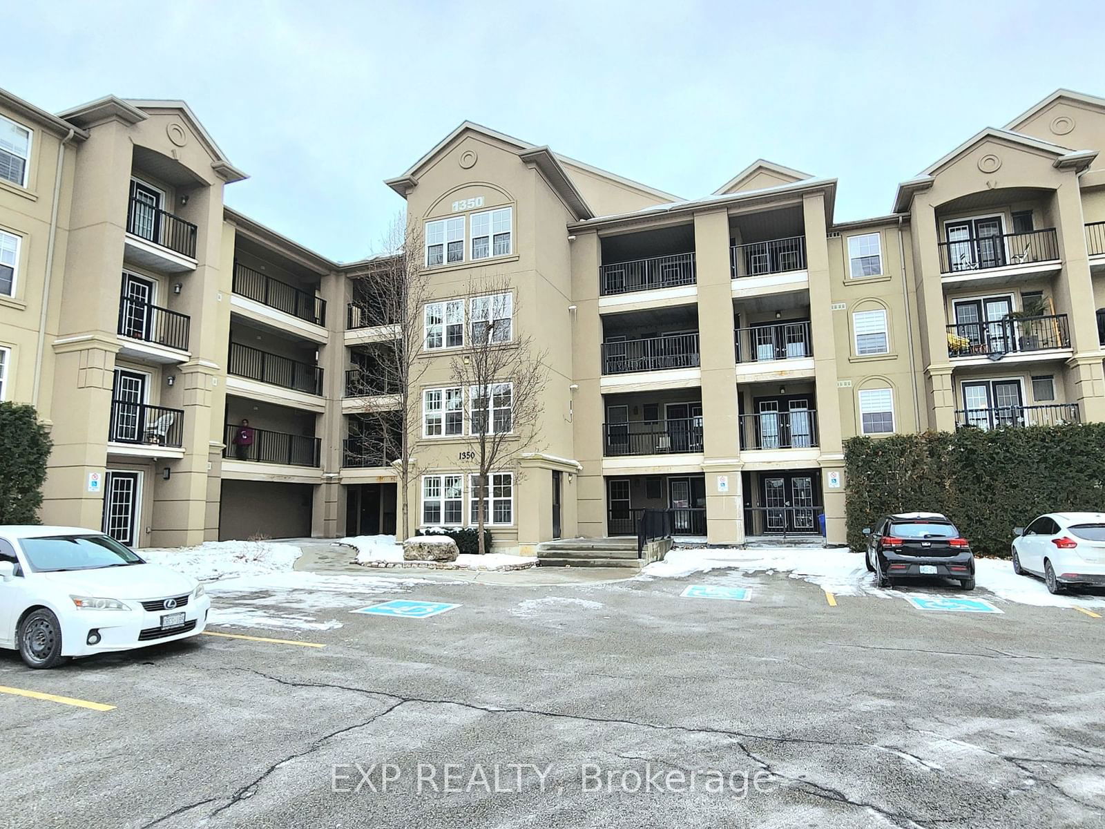 Condo for lease at 305-1350 Main Street, Milton, Dempsey, L9T 7S6 - MLS: W11940575