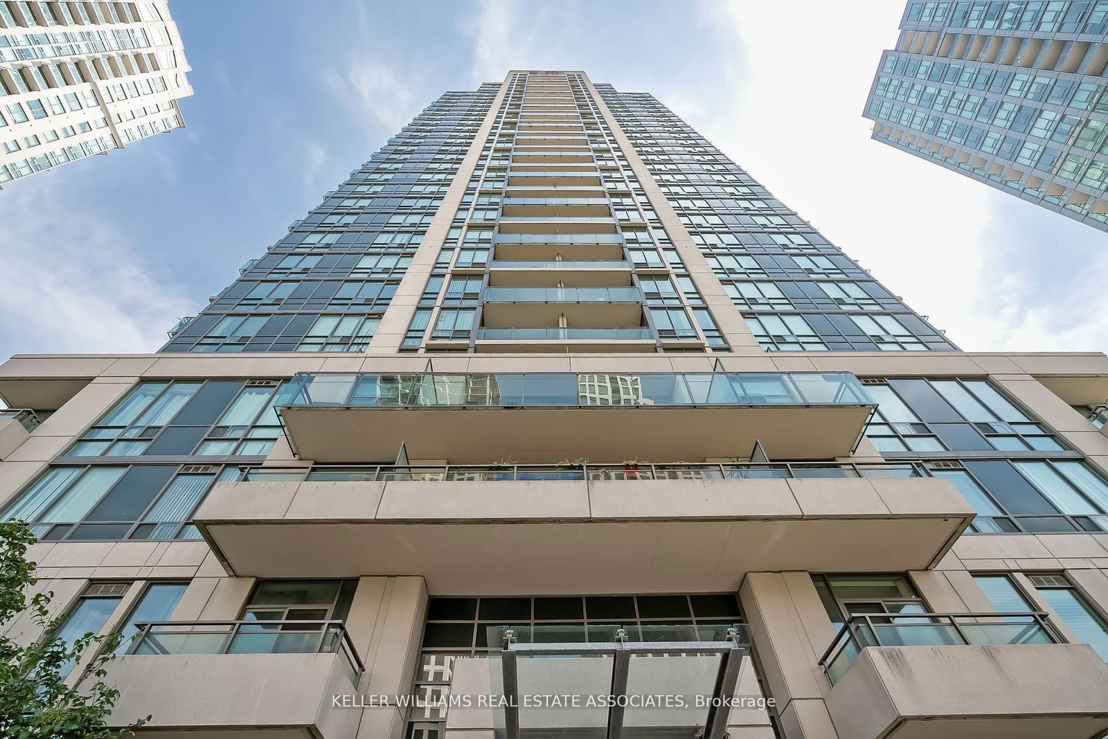 Condo leased at 201-3515 Kariya Drive, Mississauga, City Centre, L5B 0C1 - MLS: W11940737