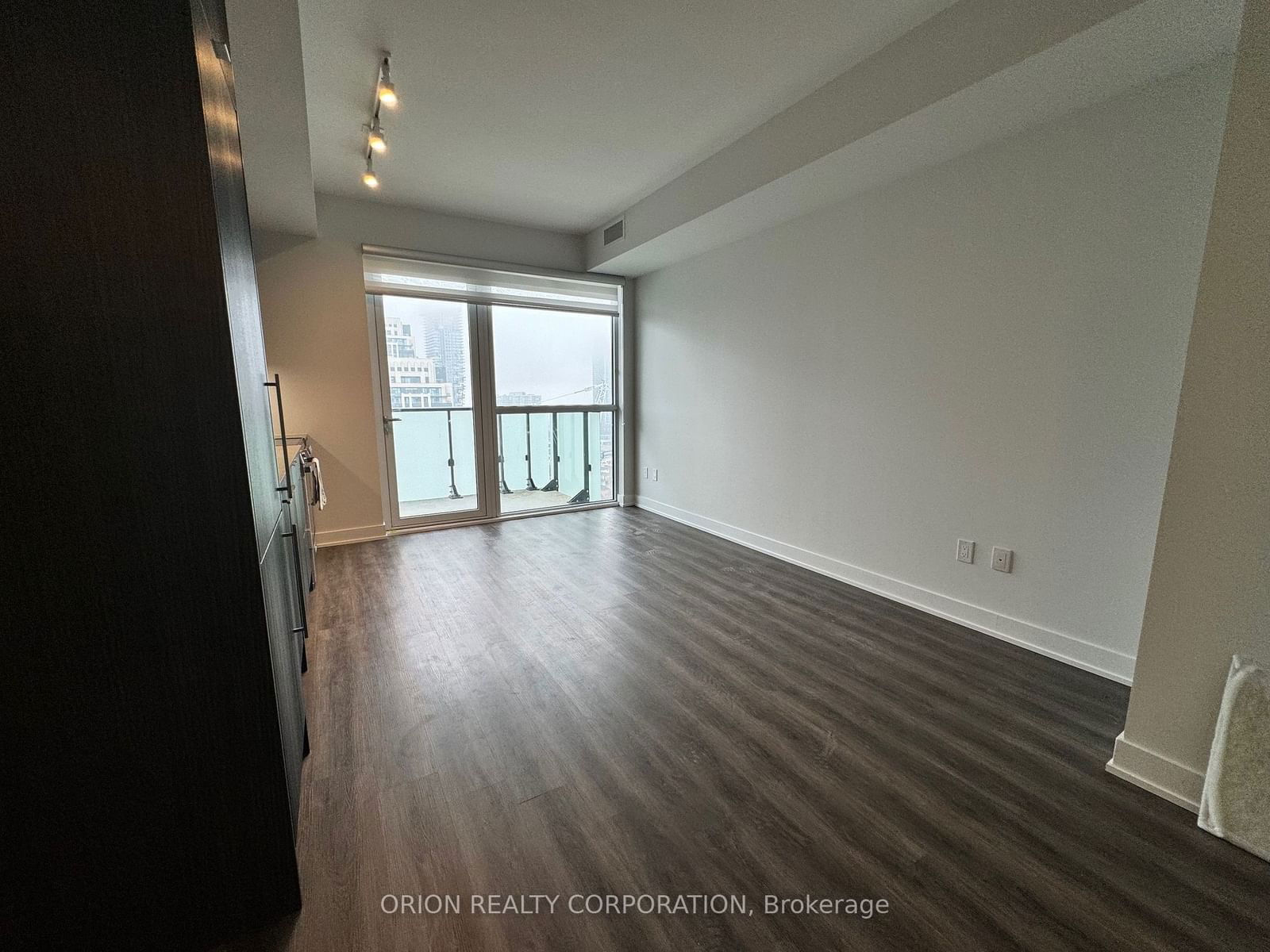 Condo for lease at 2209-4130 Parkside Village Drive, Mississauga, City Centre, L5B 3M8 - MLS: W11940793