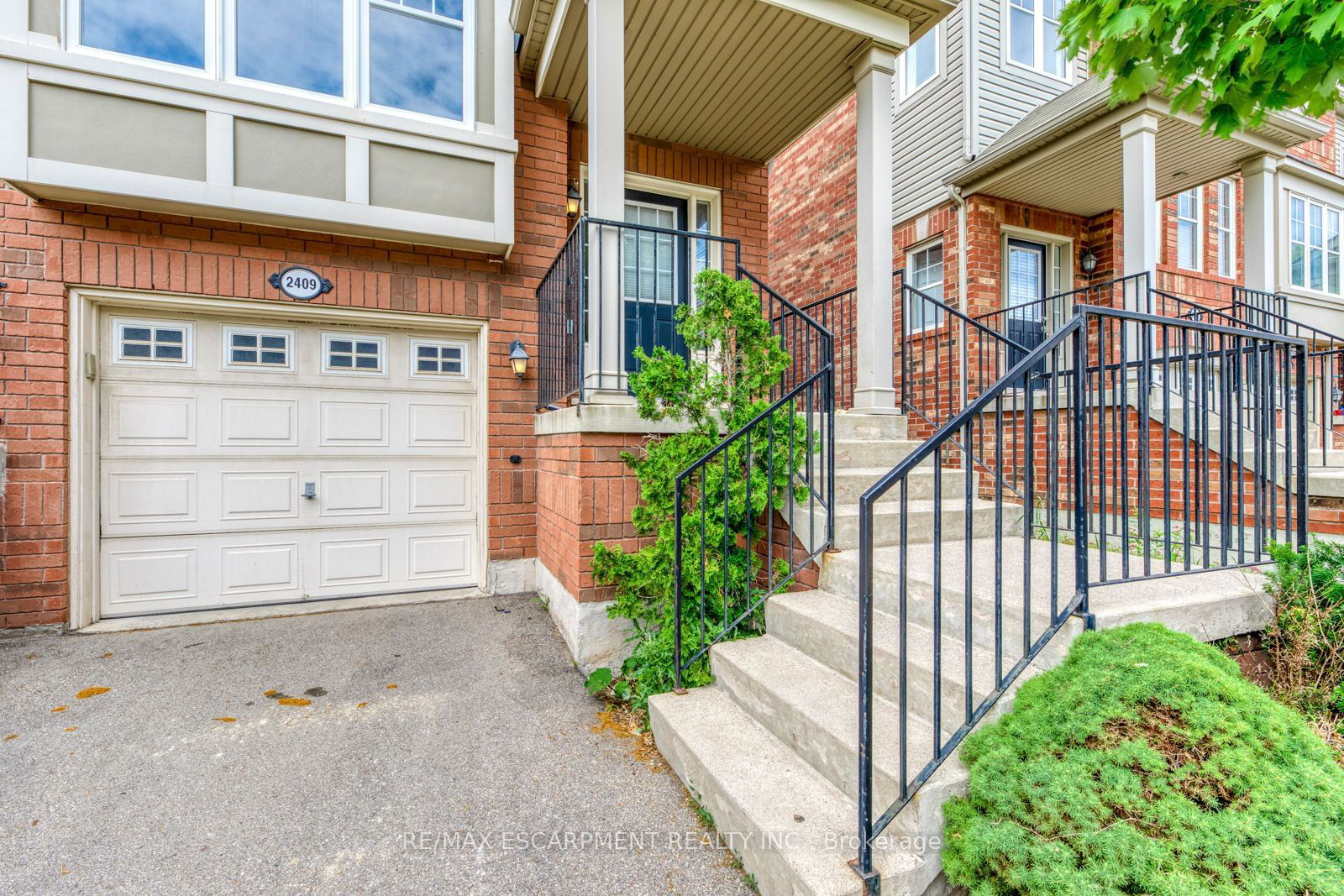 Townhouse for lease at 2409 Coho Way, Oakville, West Oak Trails, L6M 0G6 - MLS: W11940871