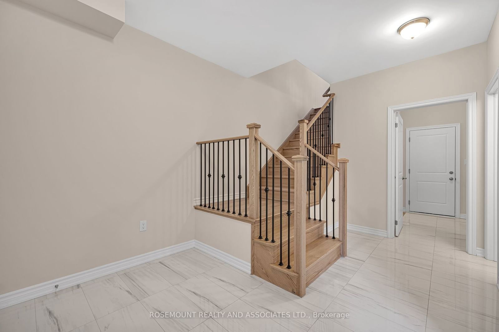 Townhouse for lease at 3090 Meadowridge Drive, Oakville, Rural Oakville, L6H 7Z1 - MLS: W11940972