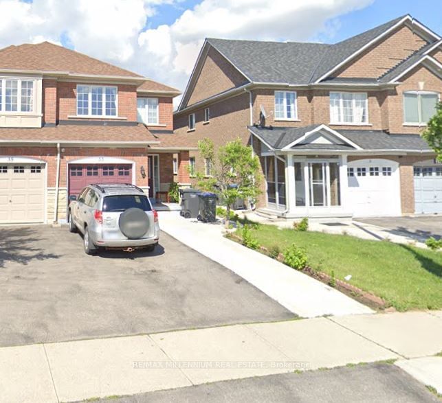 Semi-Detached House for lease at 33 Revelstoke Place, Brampton, Sandringham-Wellington, L6R 3G3 - MLS: W11940977