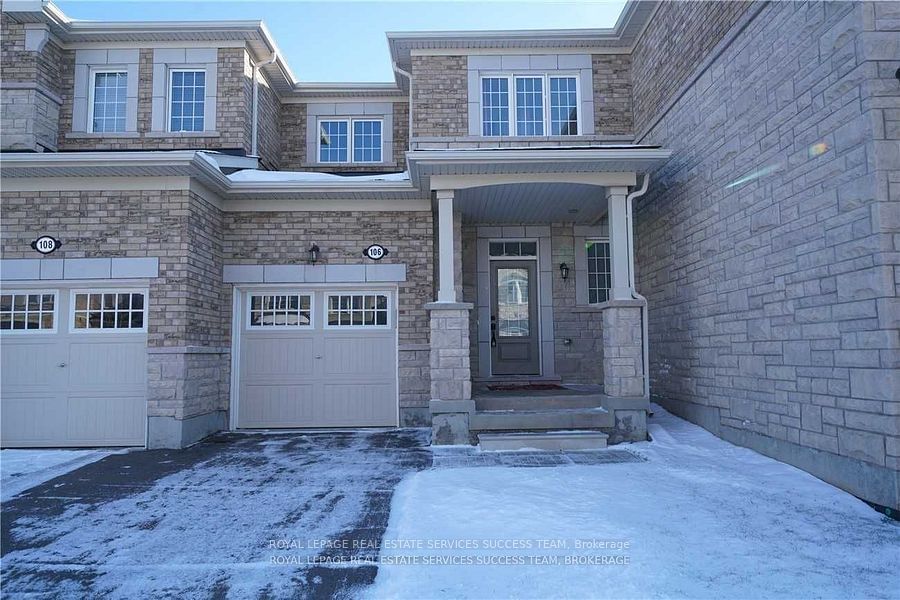 Semi-Detached House for lease at 106 Orchardcroft Road, Oakville, Rural Oakville, L6M 0M4 - MLS: W11940981