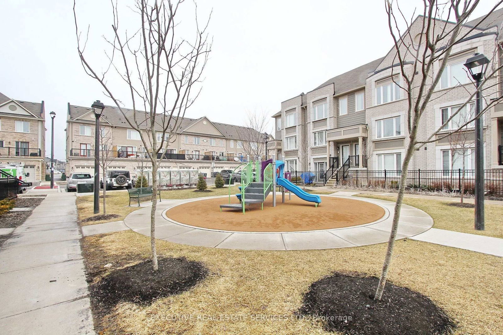 Townhouse leased at 125-1 Beckenrose Court, Brampton, Bram West, L6Y 6G2 - MLS: W11940997