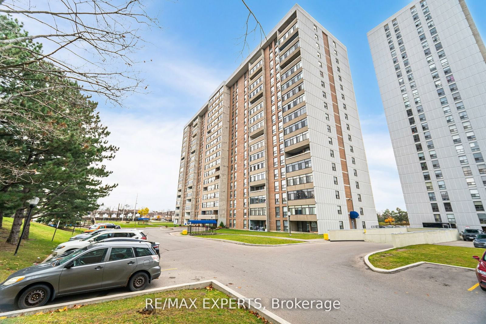 Condo for sale at 1407-25 Kensington Road, Brampton, Queen Street Corridor, L6T 3W8 - MLS: W11941088