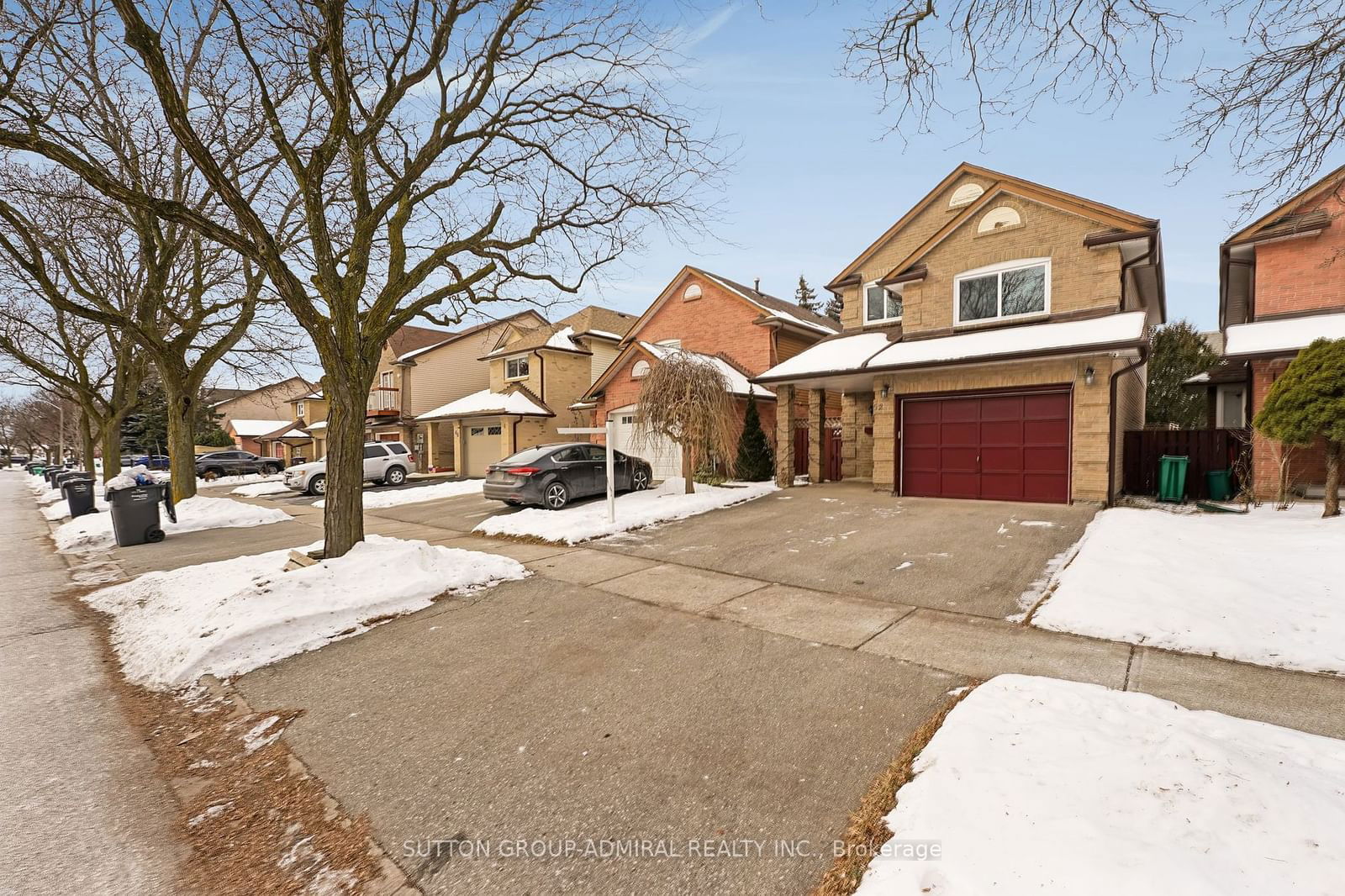 Detached House for lease at 52 GARDEN Avenue, Brampton, Brampton West, L6X 1M6 - MLS: W11941146