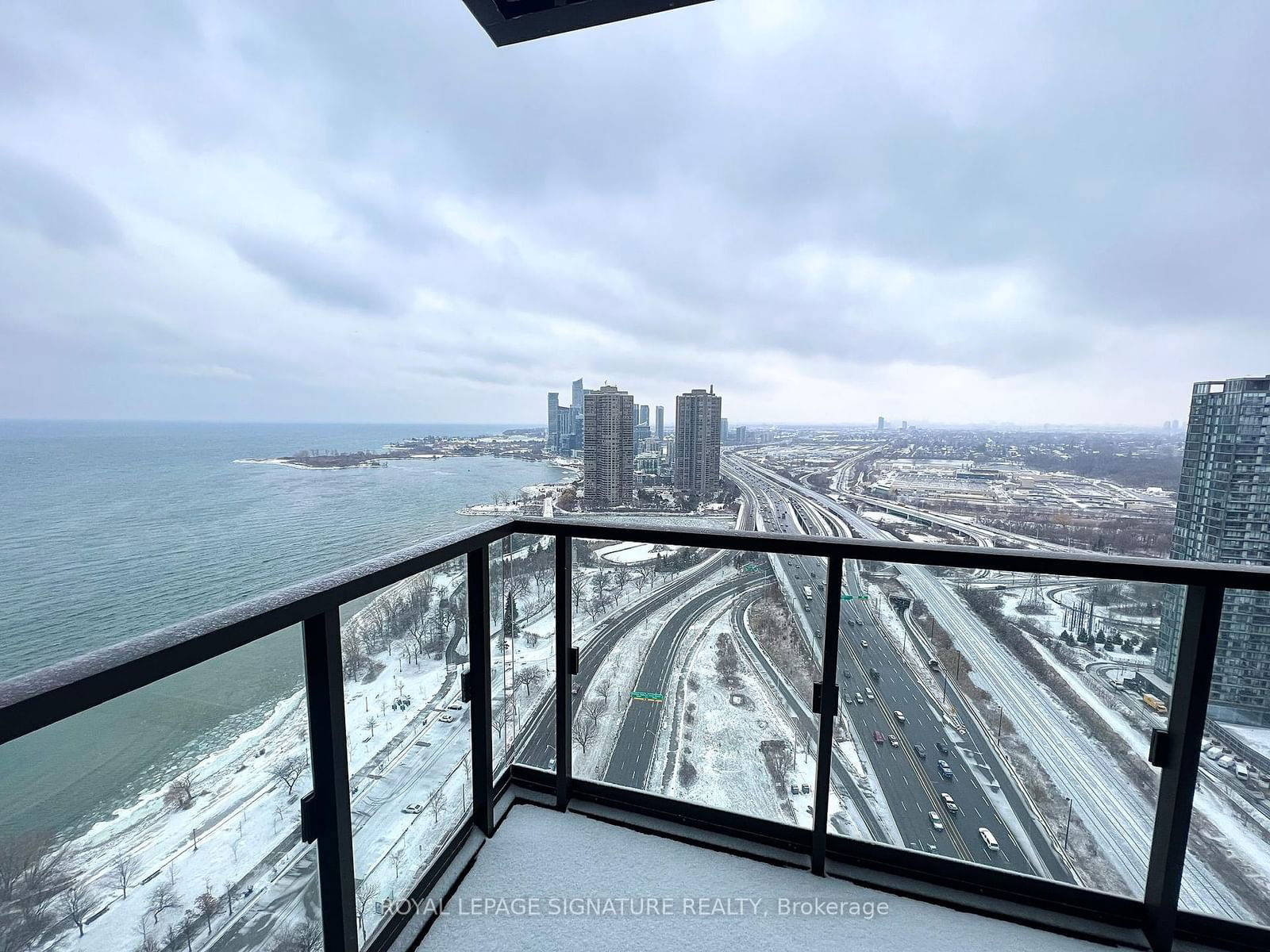 Condo for lease at 3810-1928 Lake Shore Boulevard, Toronto, South Parkdale, M6S 1A1 - MLS: W11941168