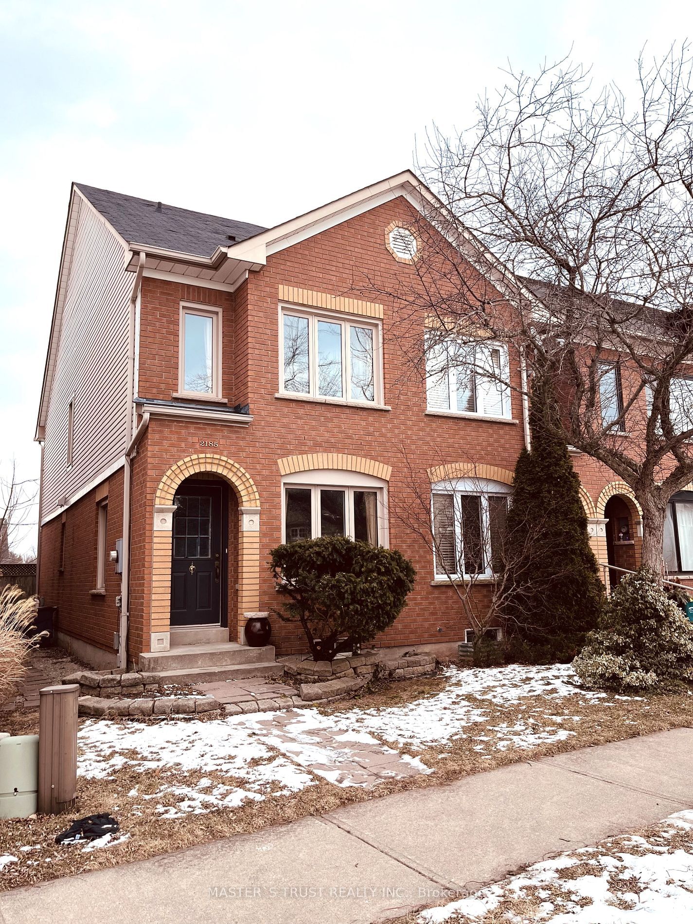 Townhouse leased at 2185 Oakpoint Road, Oakville, 1022 - WT West Oak Trails, L6M 3N4 - MLS: W11941217