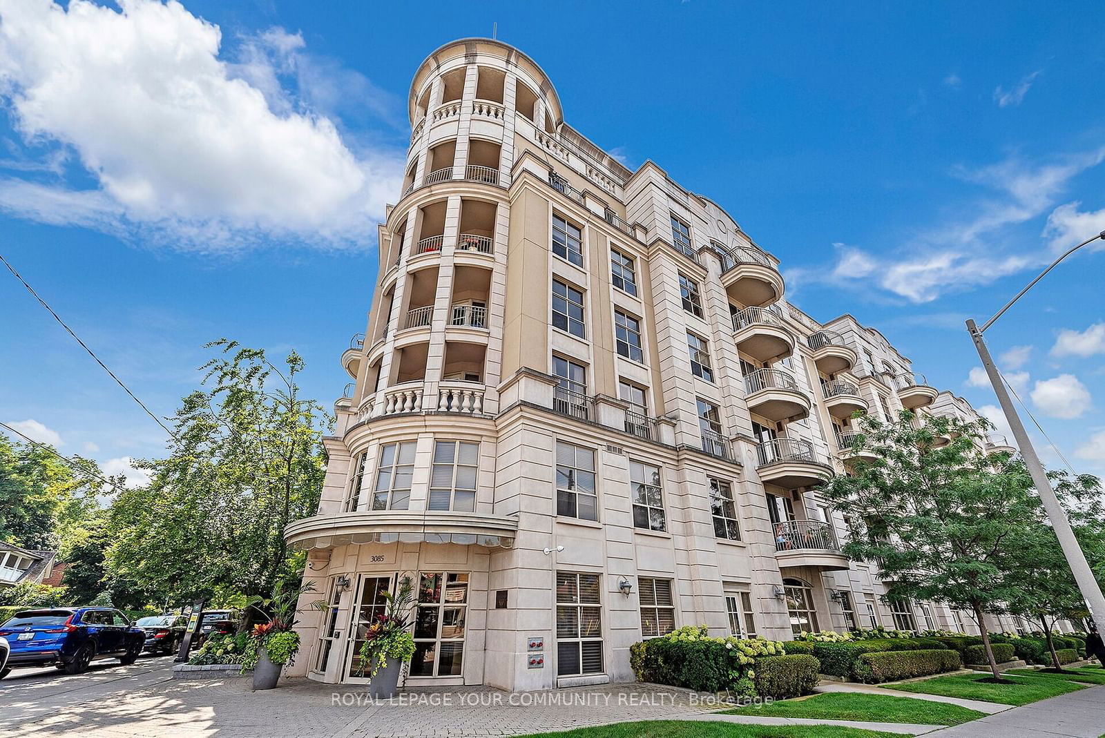 Condo for sale at 606-3085 Bloor Street, Toronto, Stonegate-Queensway, M8X 1C9 - MLS: W11941671