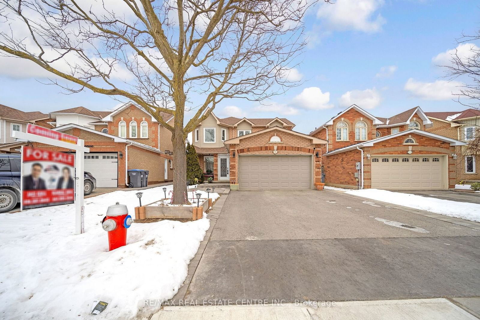 Detached House for sale at 75 Letty Avenue, Brampton, Fletcher's West, L6Y 4T1 - MLS: W11941676