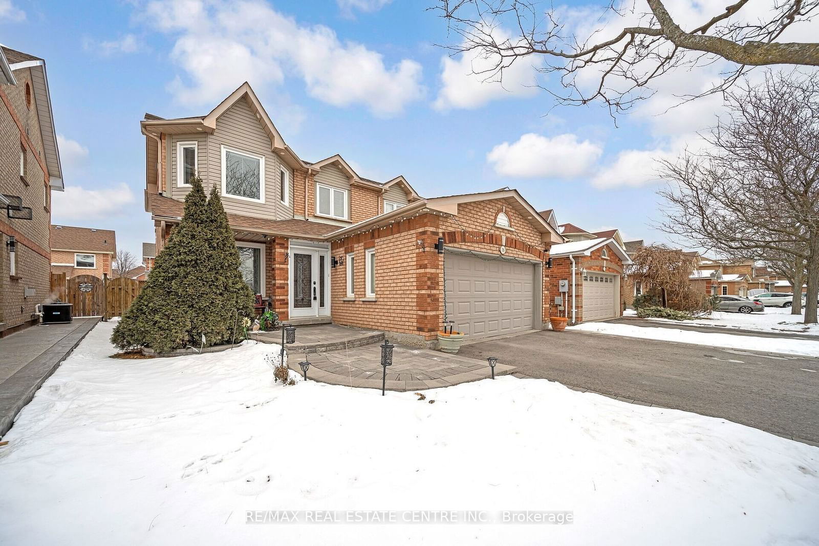 Detached House for sale at 75 Letty Avenue, Brampton, Fletcher's West, L6Y 4T1 - MLS: W11941676