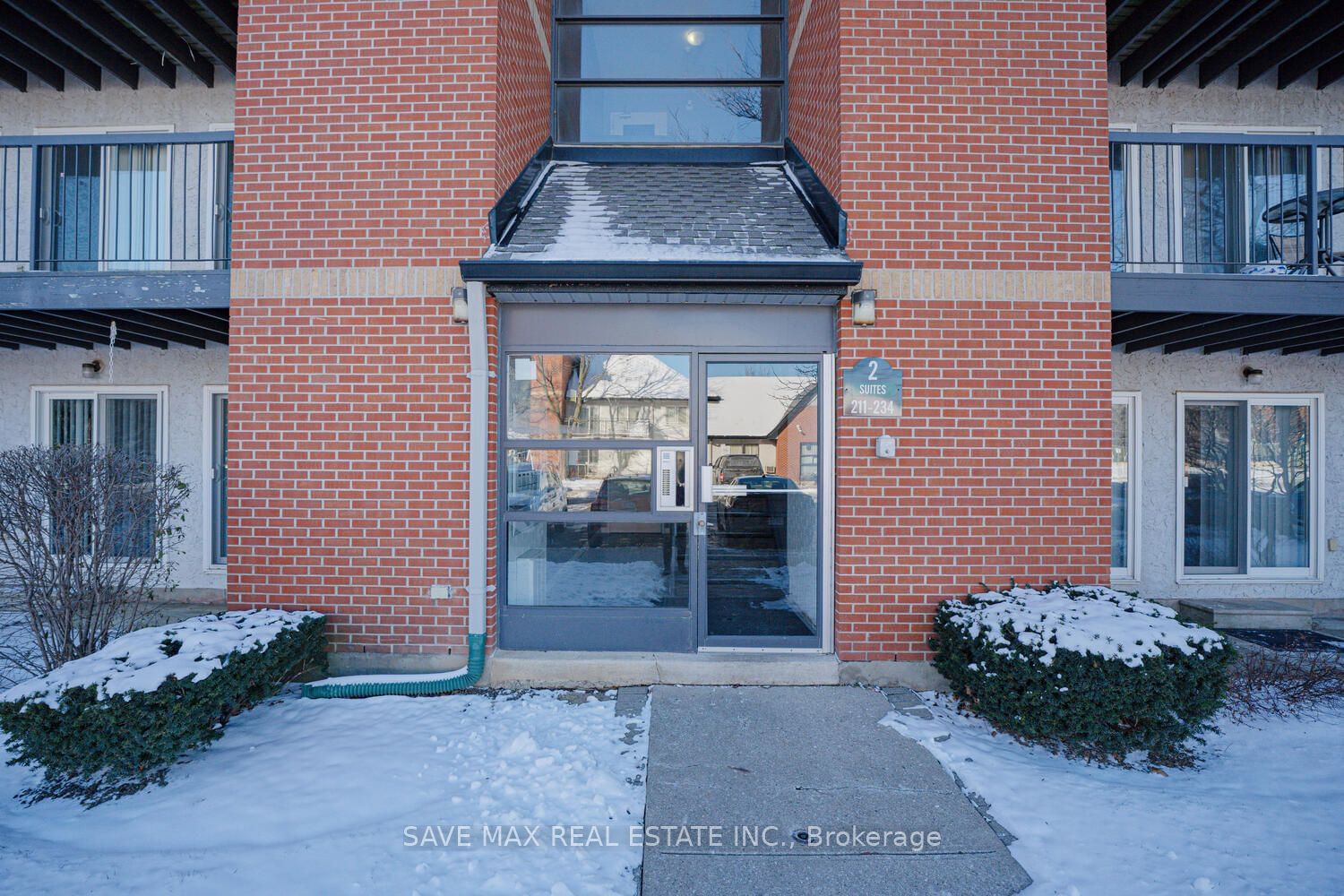 Condo for sale at 224-1450 Glen Abbey Gate, Oakville, Glen Abbey, L6M 2V7 - MLS: W11941947