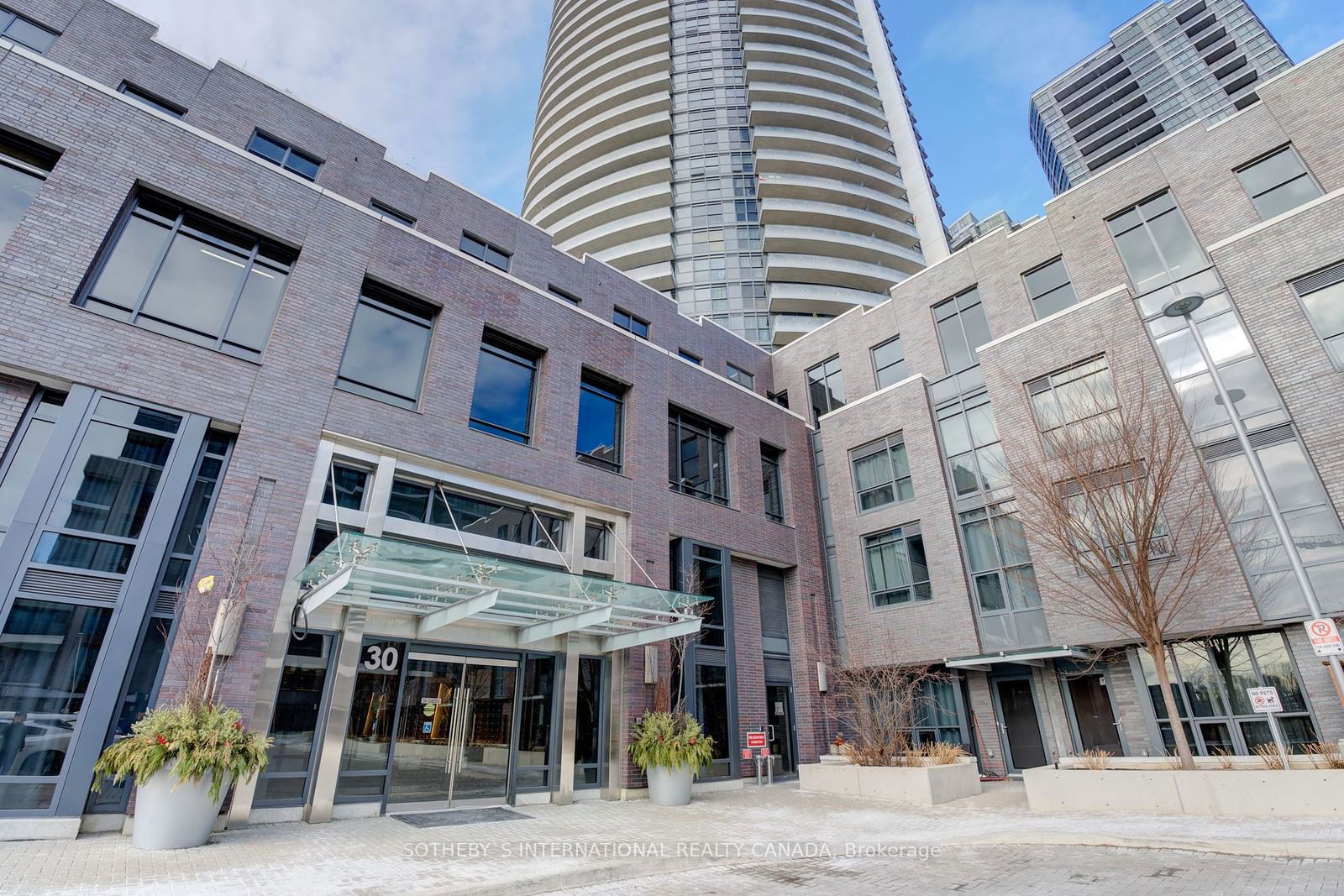 Condo for lease at 2006-30 Gibbs Road, Toronto, Islington-City Centre West, M9B 0E4 - MLS: W11942061