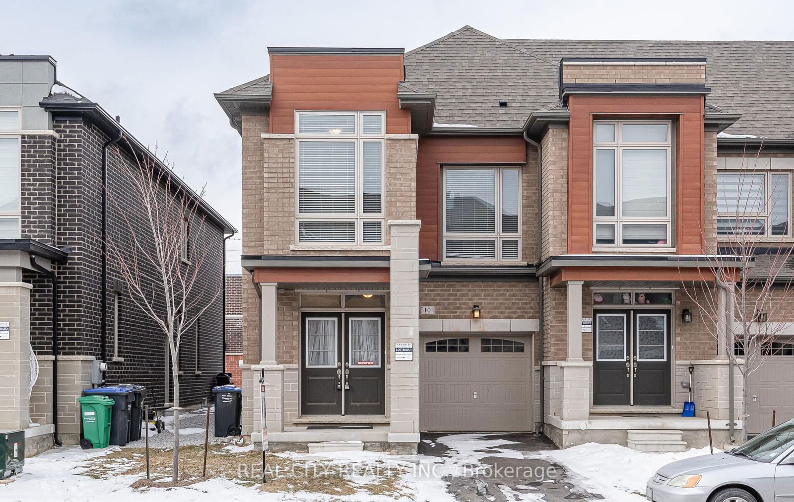 Townhouse for sale at 10 Donald Ficht Crescent, Brampton, Bram West, L7A 5H8 - MLS: W11942216