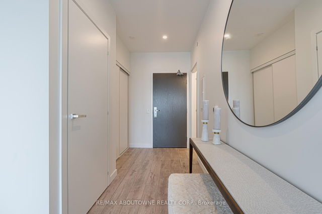 603 - 125 Bronte Road