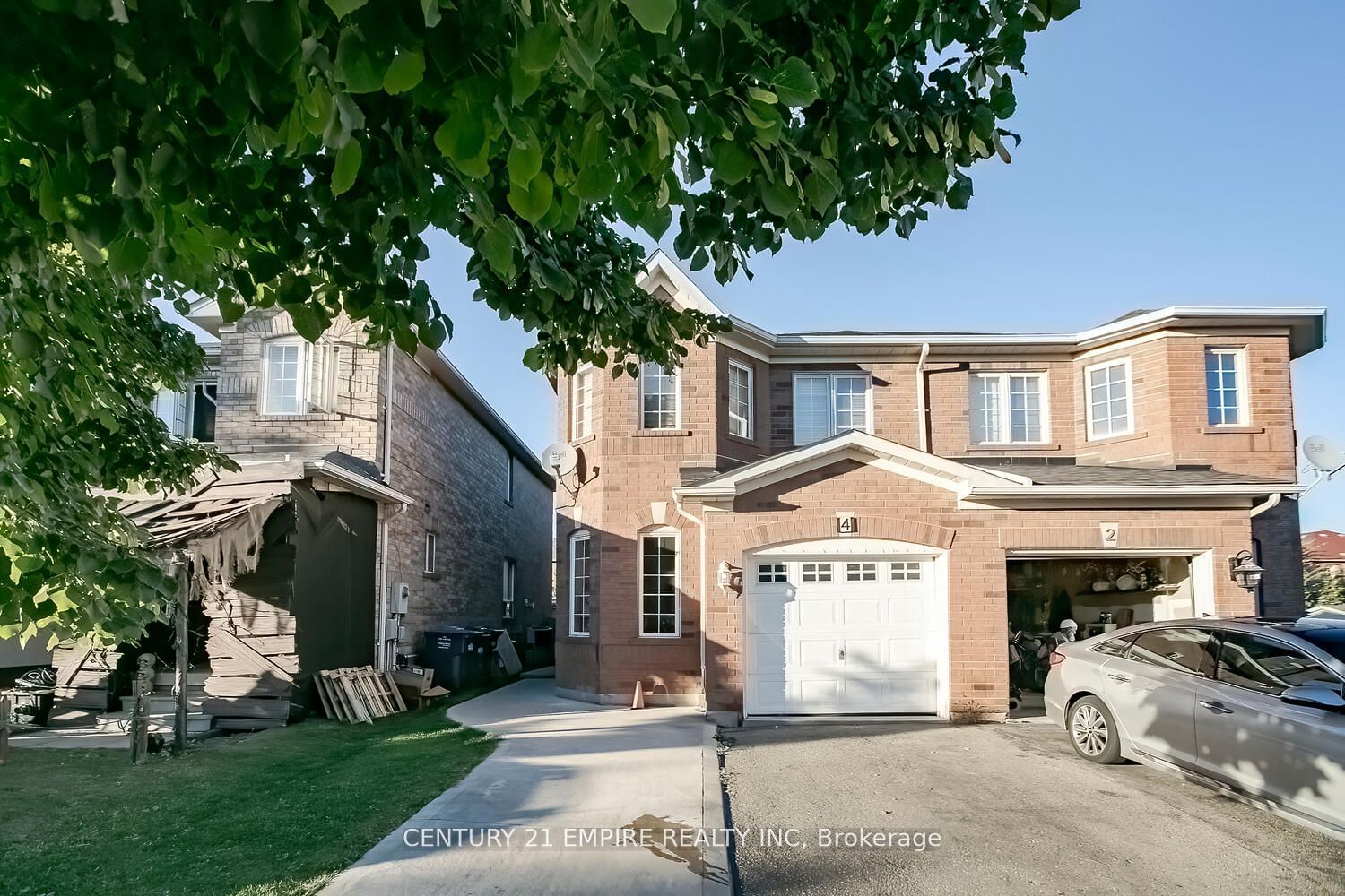 Semi-Detached House for sale at 4 Lake Louise Drive, Brampton, Fletcher's Meadow, L6X 4W7 - MLS: W11942436