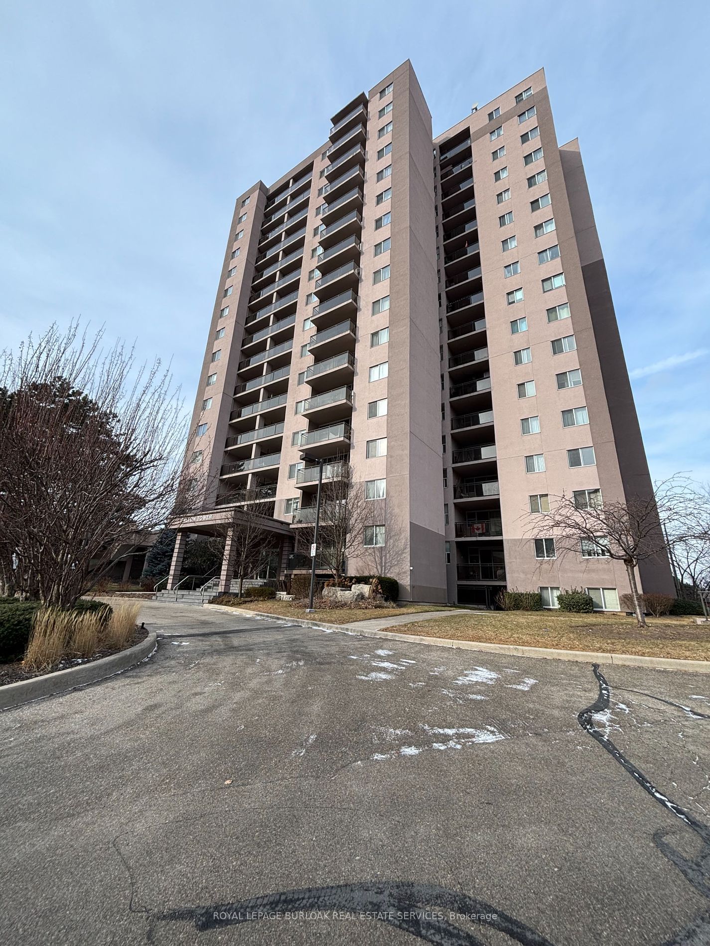 Condo for lease at 1210-975 Warwick Court, Burlington, LaSalle, L7T 3Z7 - MLS: W11942473