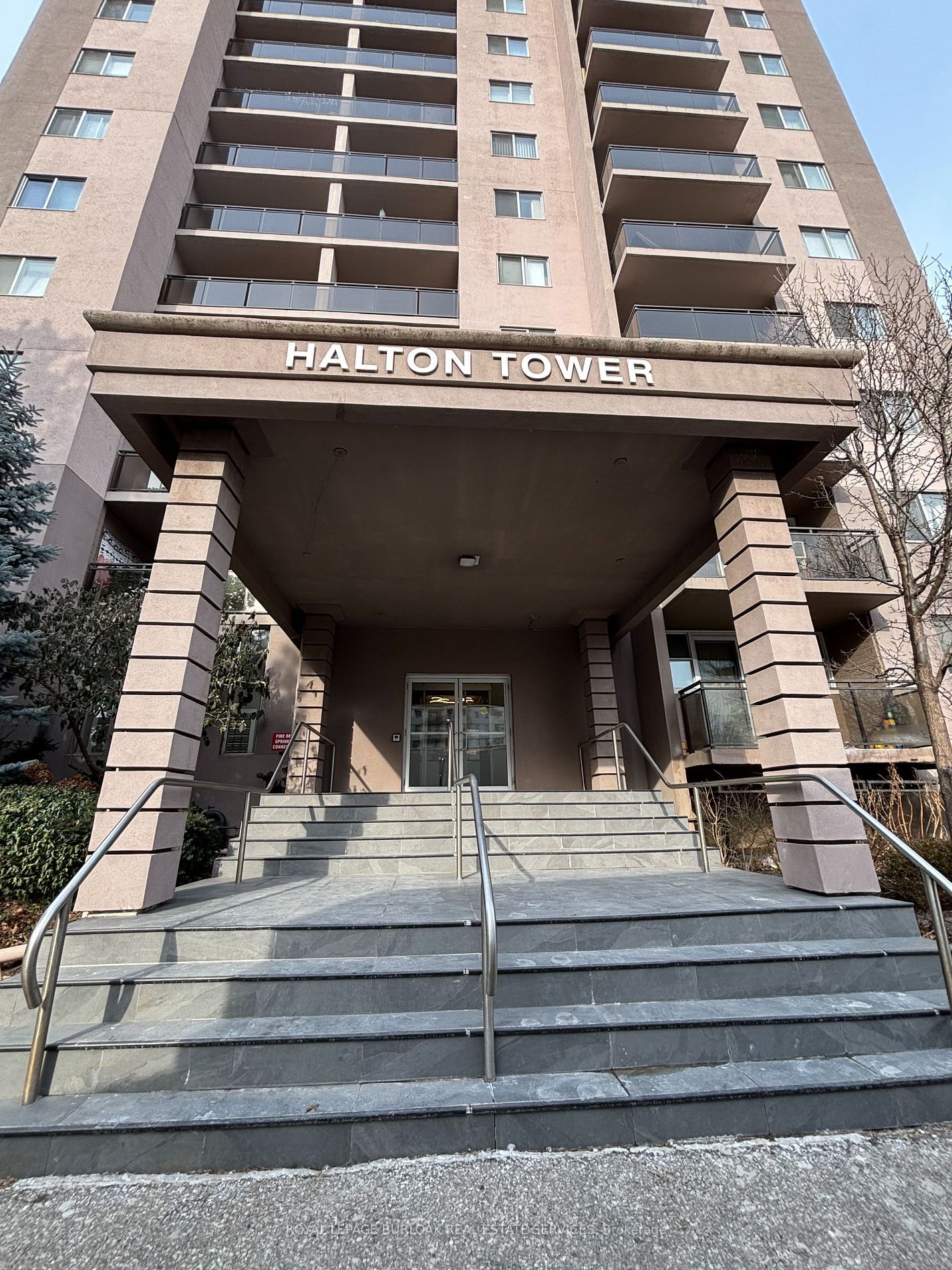 Condo for lease at 1210-975 Warwick Court, Burlington, LaSalle, L7T 3Z7 - MLS: W11942473