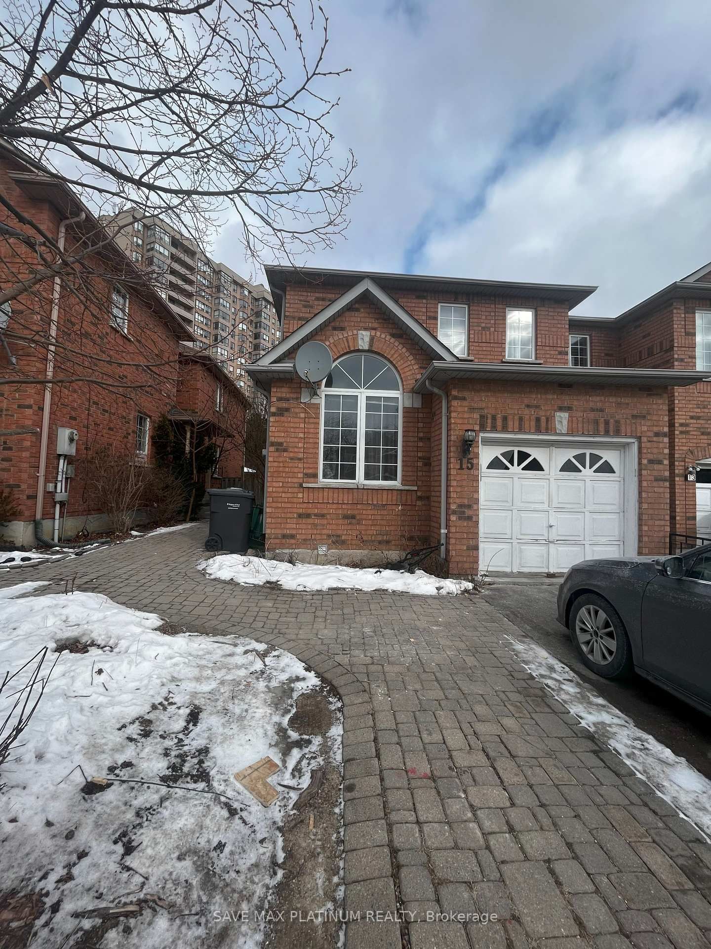 Townhouse leased at 15 Berkindale Court, Brampton, Fletcher's Creek South, L6Y 5G1 - MLS: W11942515