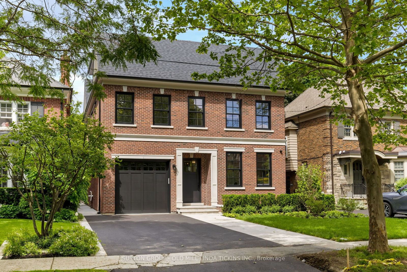 Detached House for sale at 88 Willingdon Boulevard, Toronto, Kingsway South, M8X 2H7 - MLS: W11942528