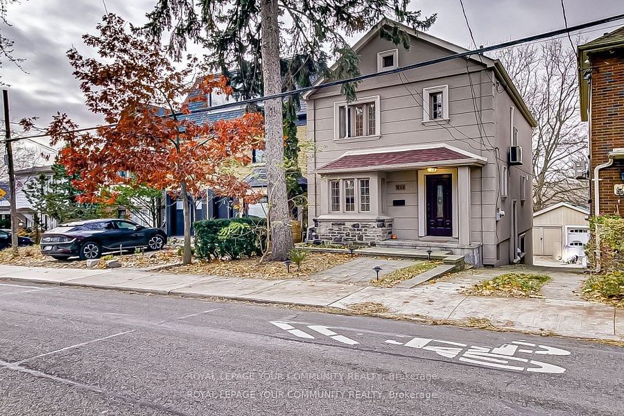 Detached House leased at 236 Ellis Avenue, Toronto, High Park-Swansea, M6S 2X2 - MLS: W11942621