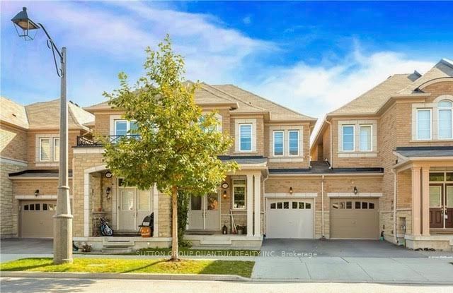 Townhouse for lease at 3038 Hibiscus Gdns, Oakville, Rural Oakville, L6M 4M2 - MLS: W11942628