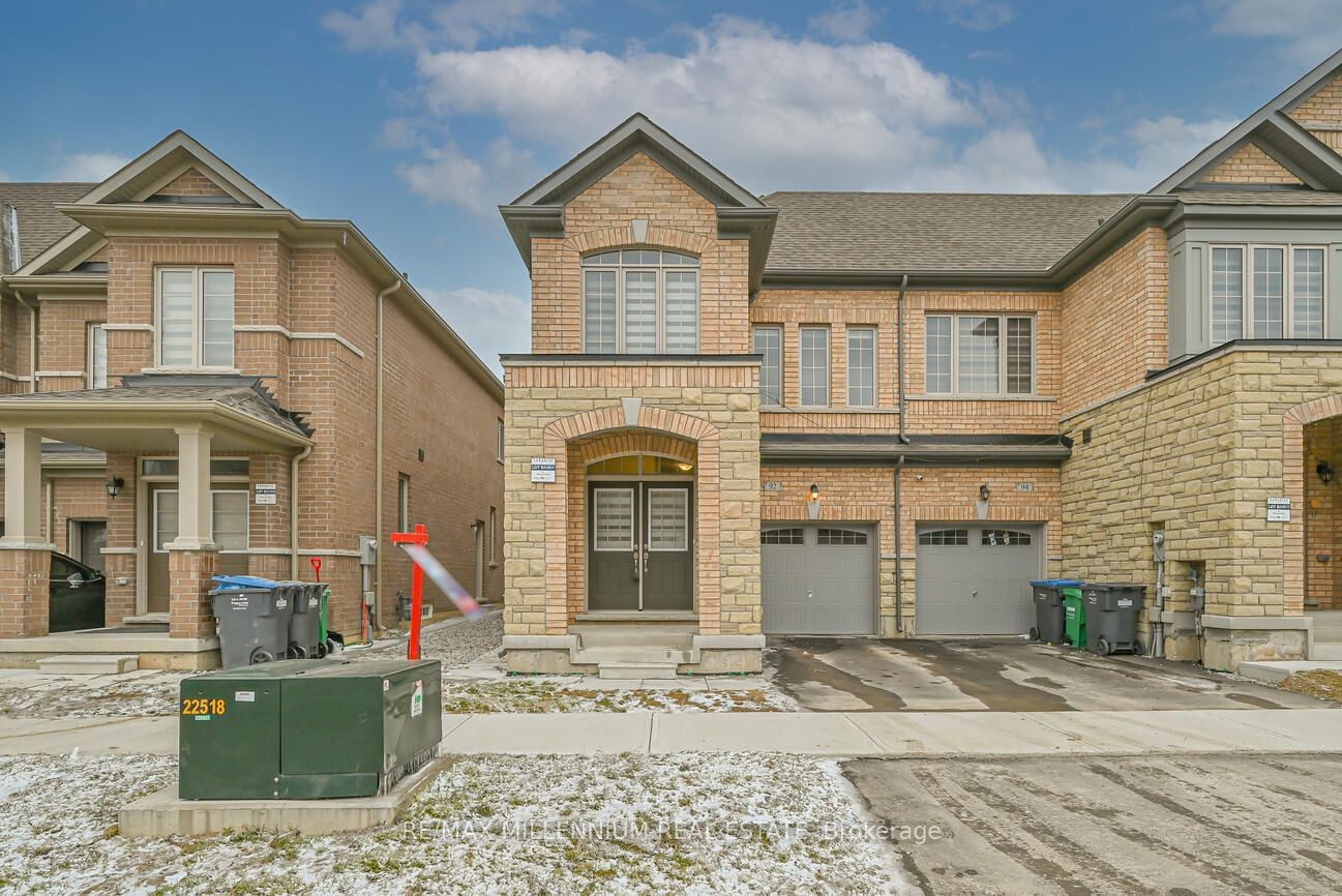 Townhouse for lease at 92 Adventura Road, Brampton, Northwest Brampton, L7A 5A7 - MLS: W11942788