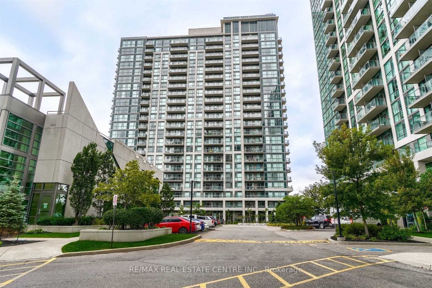 Condo for lease at 507-349 Rathburn Road, Mississauga, City Centre, L5B 0G9 - MLS: W11942851