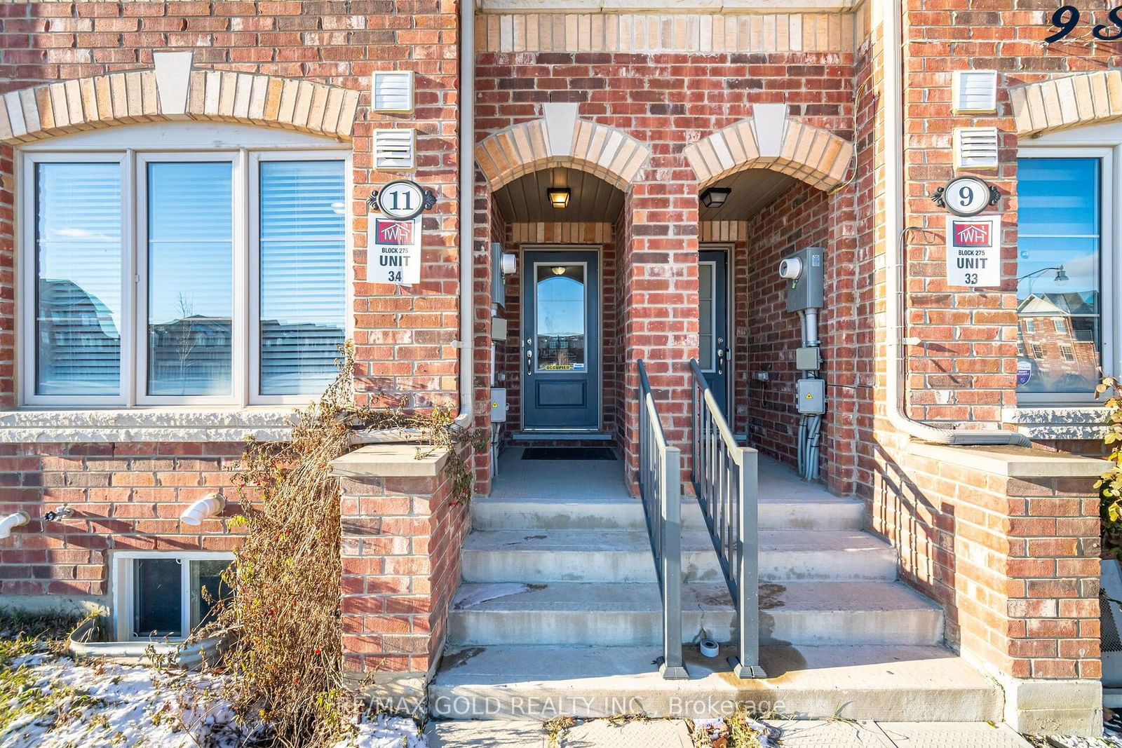 Townhouse for sale at 11 Sudeley Lane, Brampton, Northwest Brampton, L7A 0B7 - MLS: W11942909