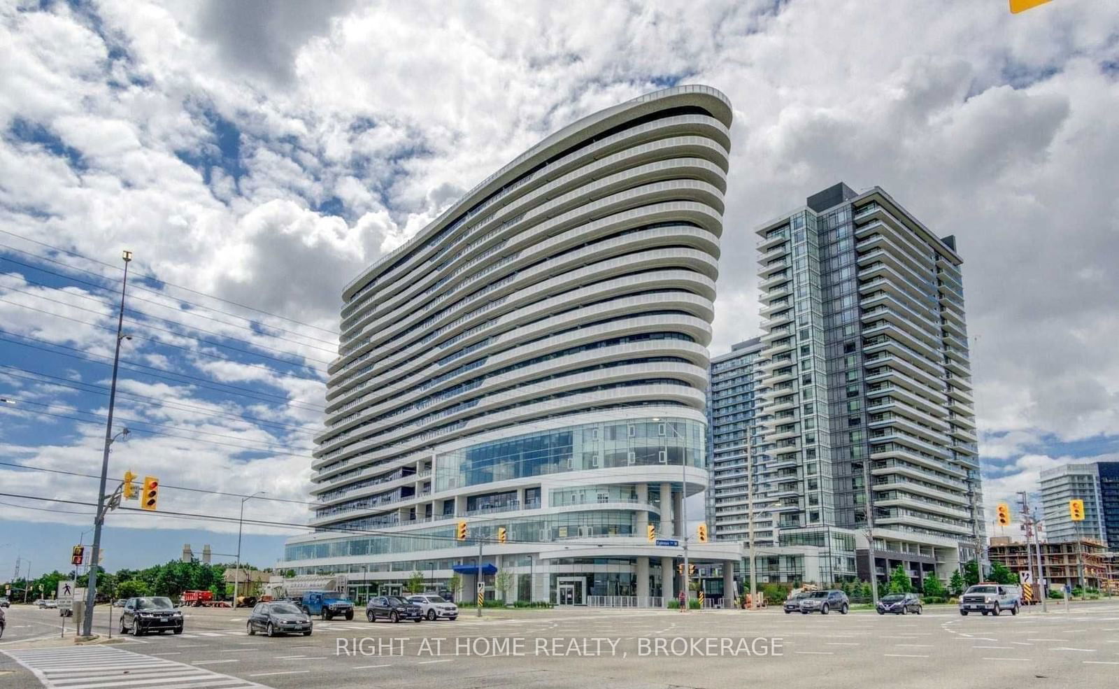 Condo leased at 1801-2520 Eglinton Avenue, Mississauga, Central Erin Mills, L5M 0Y2 - MLS: W11943085