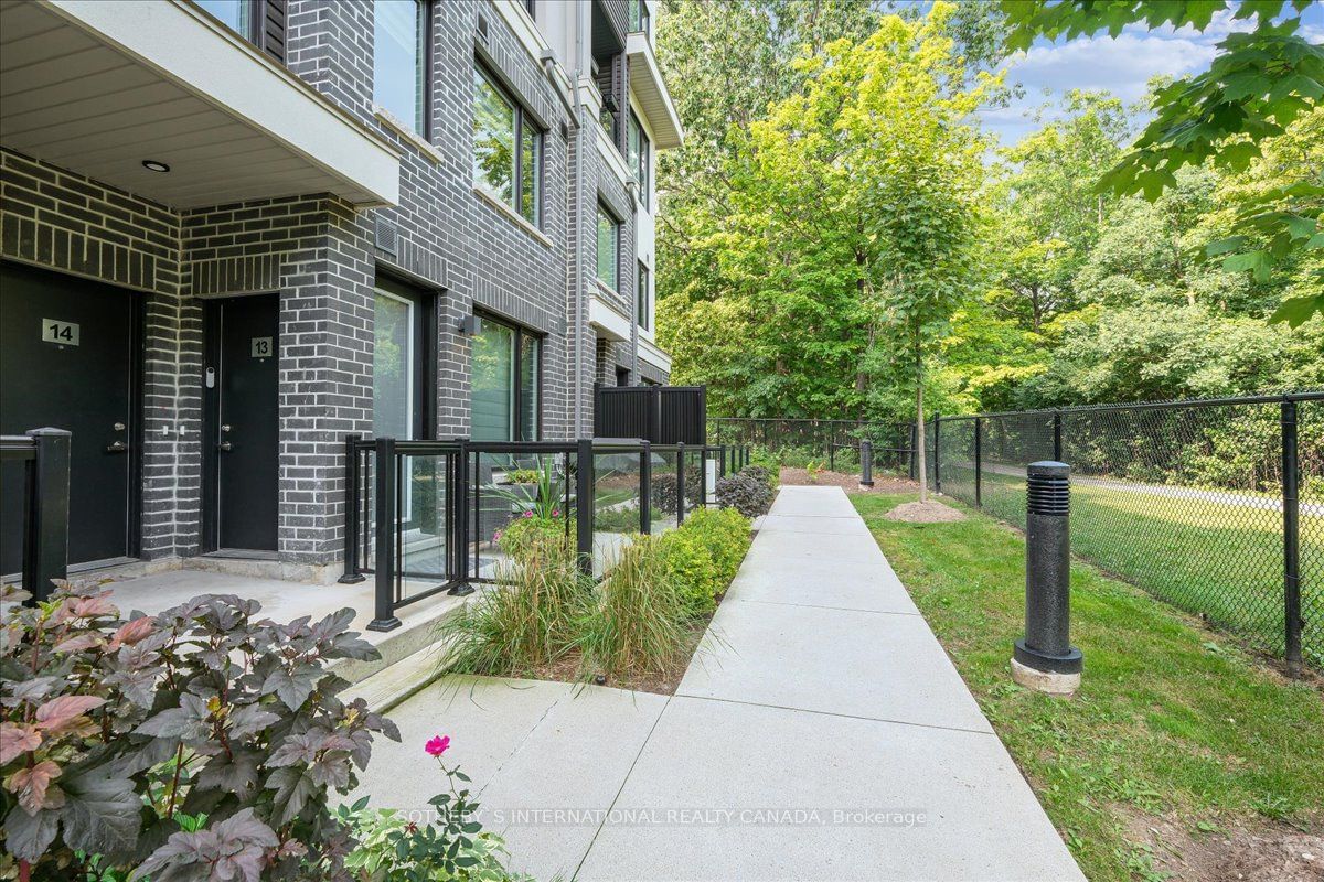 Townhouse for sale at 13-3483 Widdicombe Way, Mississauga, Erin Mills, L5L 0B8 - MLS: W11943293