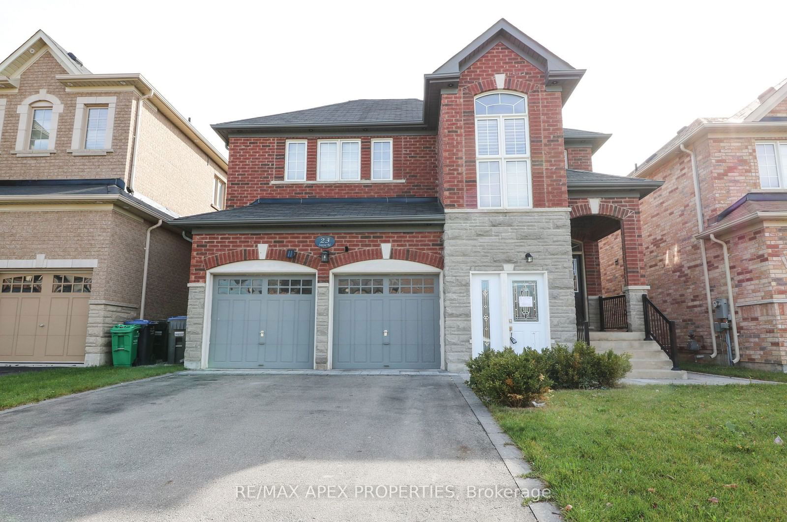 Detached House for lease at 23 Seastar (Basement) Road, Brampton, Bram West, L6Y 0N9 - MLS: W11943331