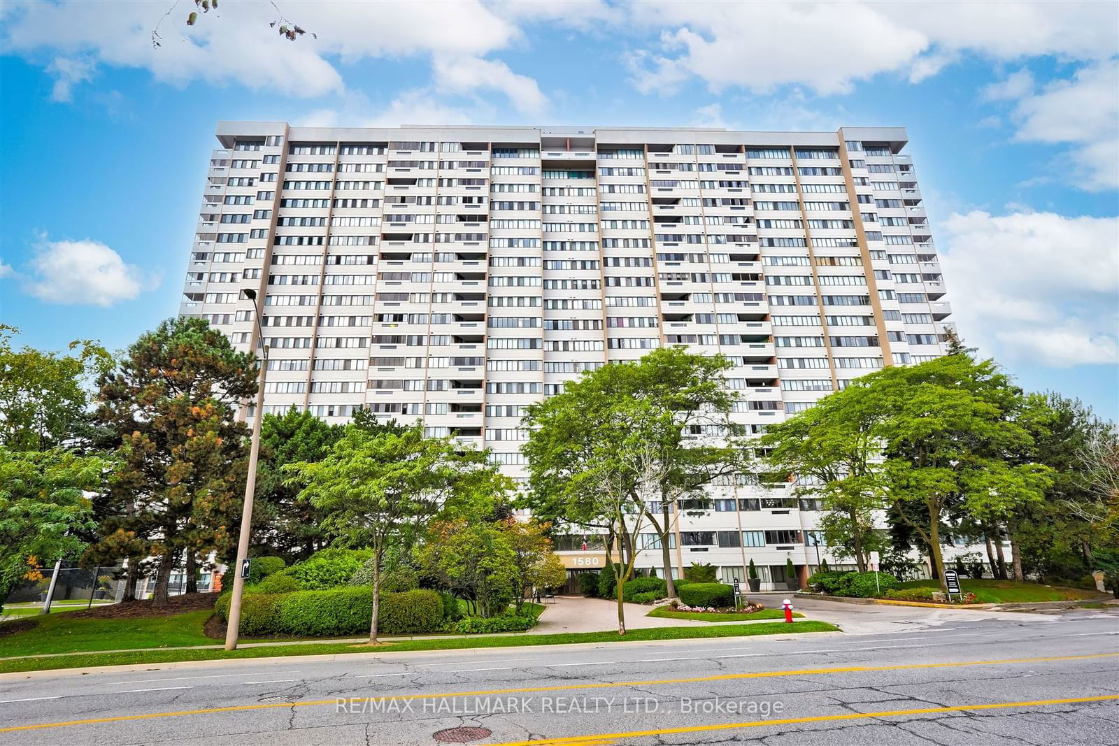 Condo for sale at 1110-1580 Mississauga Valley Boulevard, Mississauga, Mississauga Valleys, L5A 3T8 - MLS: W11943383