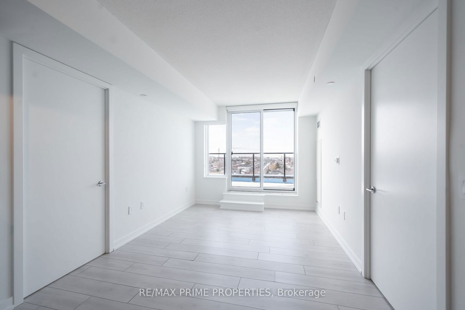 Condo for lease at 605-556 Marlee Avenue, Toronto, Yorkdale-Glen Park, M6B 0B1 - MLS: W11943408