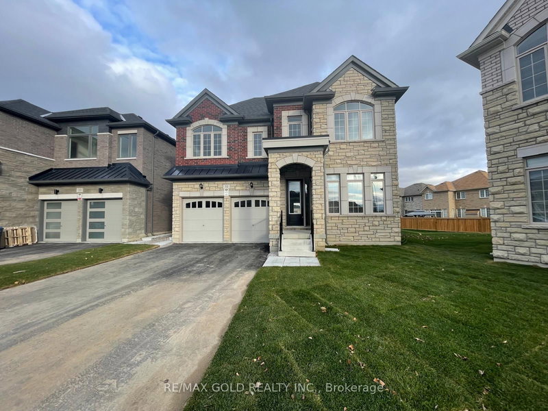 31 Dolomite Dr, Brampton, L6P 4R6 | Image 3