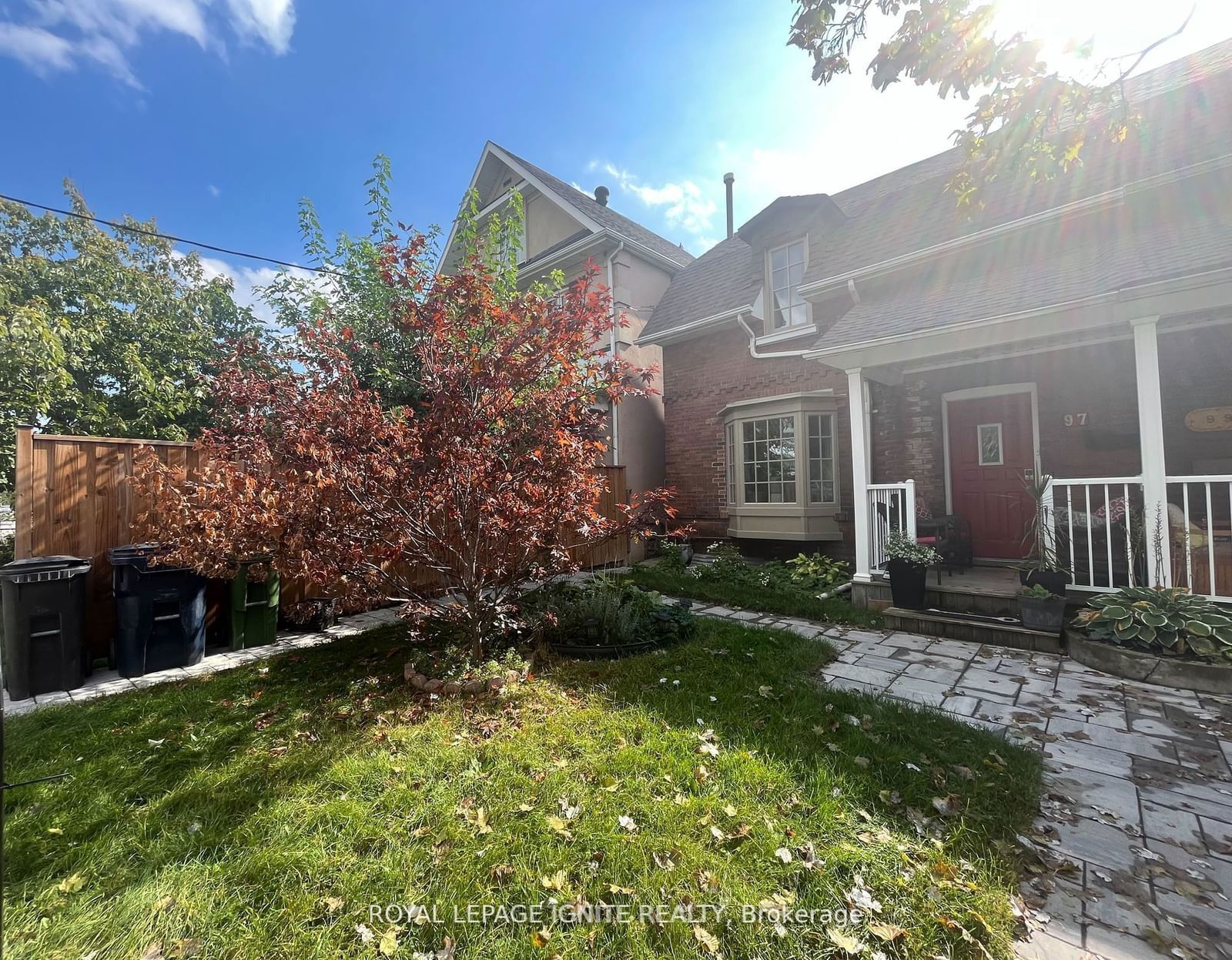 Semi-Detached House for lease at 97 Henrietta Street, Toronto, Rockcliffe-Smythe, M6N 1S5 - MLS: W11943555