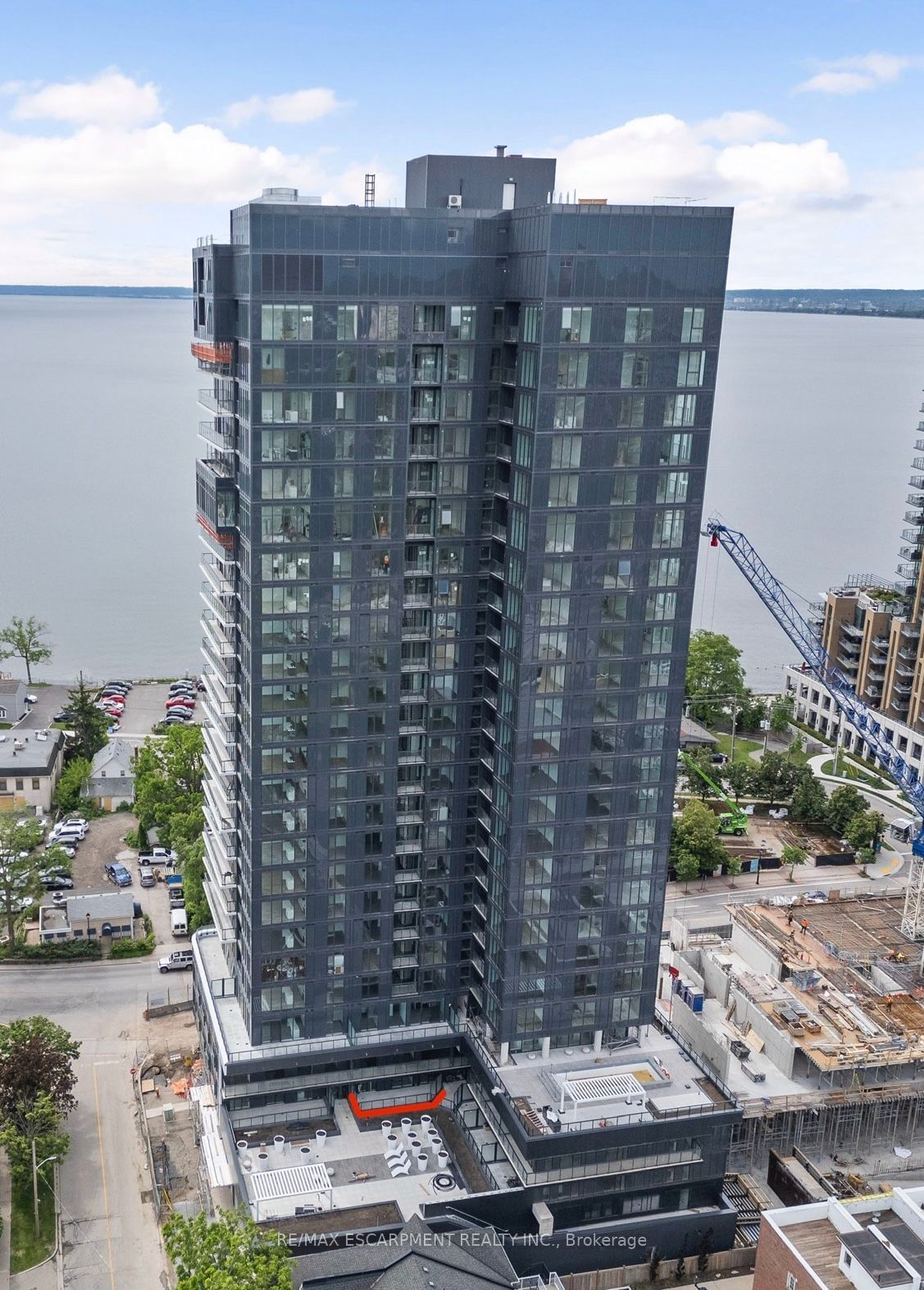 Condo leased at 201-370 MARTHA Street, Burlington, Brant, L7R 2P7 - MLS: W11943625