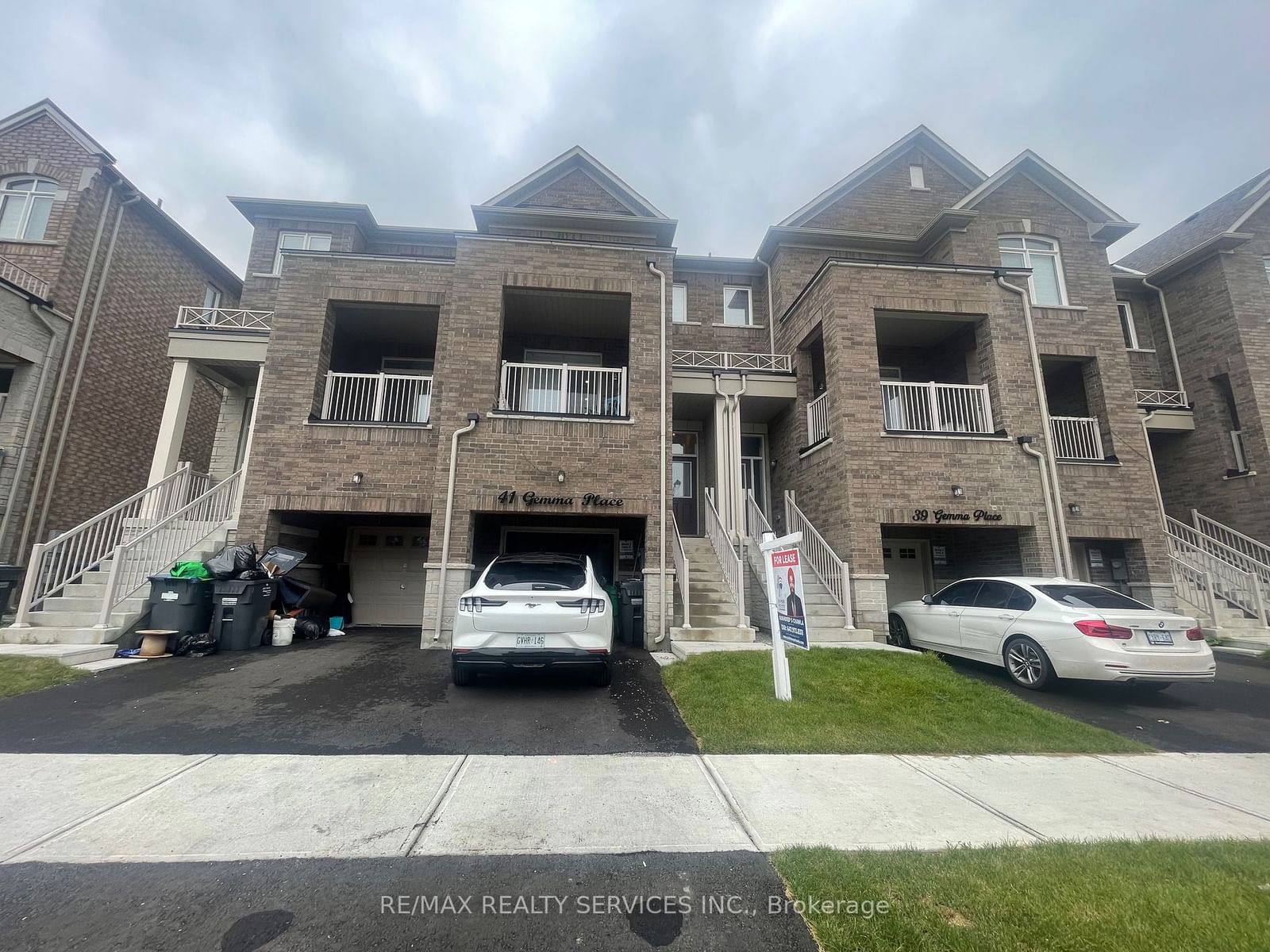 Townhouse leased at 41 Gemma Place, Brampton, Heart Lake West, L6Z 0J5 - MLS: W11943659