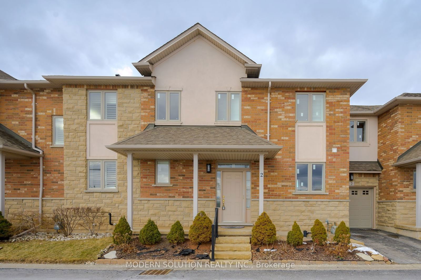 Townhouse for sale at 2-5151 Upper Middle Road, Burlington, Orchard, L7L 7C8 - MLS: W11943674