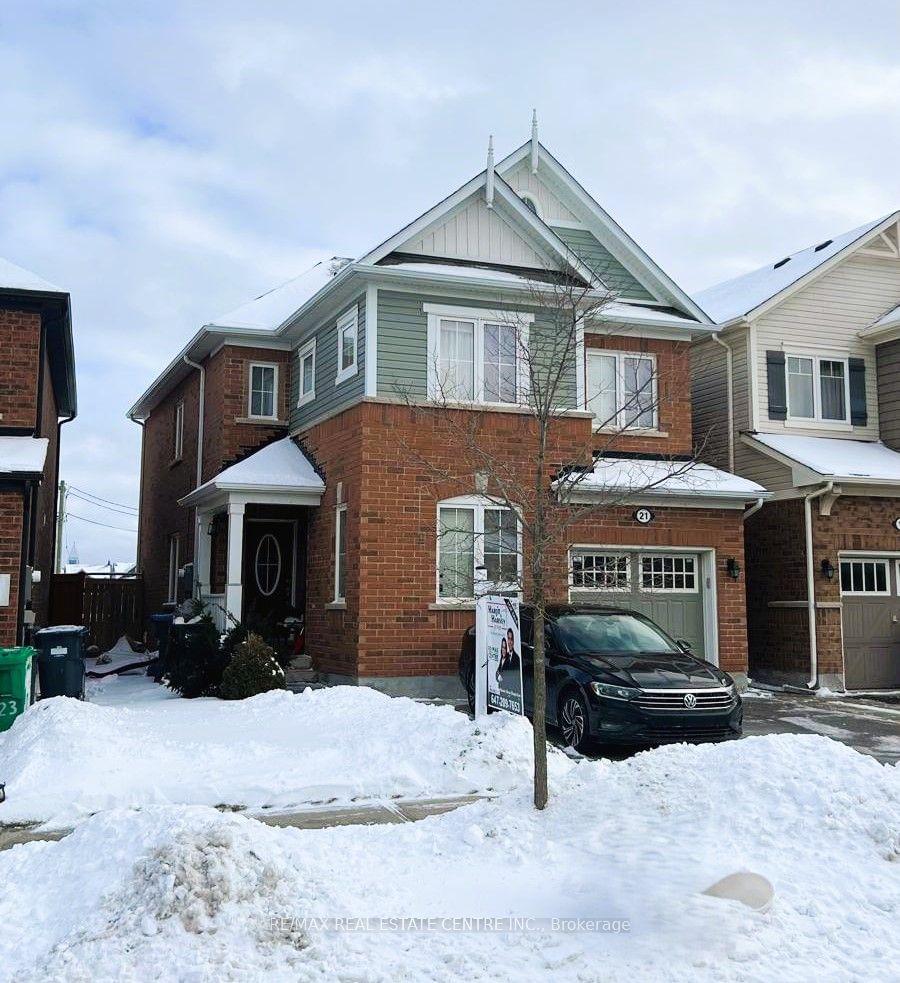 Detached House for sale at 21 Mercedes Road, Brampton, Northwest Brampton, L7A 0G2 - MLS: W11943682