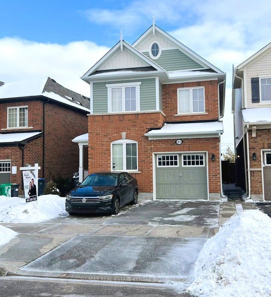 Detached House for sale at 21 Mercedes Road, Brampton, Northwest Brampton, L7A 0G2 - MLS: W11943682