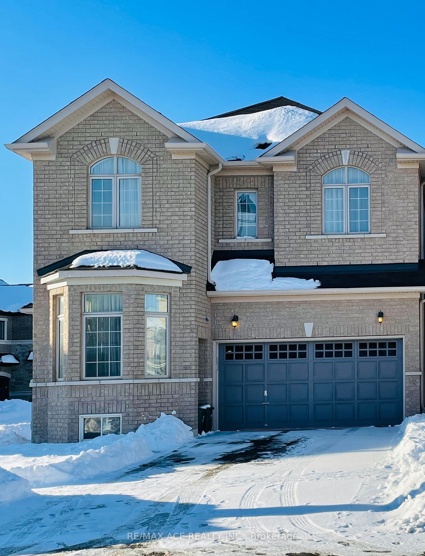 Detached House for lease at Whole-3079 Streamwood Pass, Oakville, Rural Oakville, L6H 0S8 - MLS: W11943805