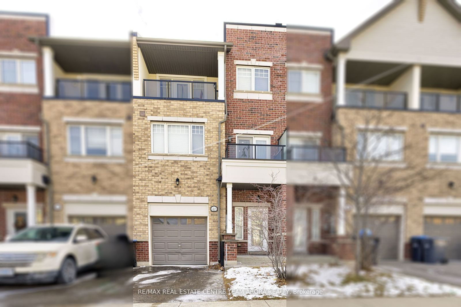 Townhouse for lease at Upper-40 Sky Harbour Drive, Brampton, Bram West, L6Y 0V7 - MLS: W11943905