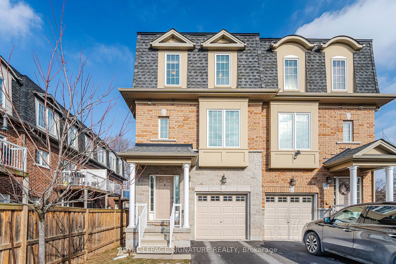 Townhouse for sale at 15-2220 Queensway Drive, Burlington, Freeman, L7R 0E7 - MLS: W11944025