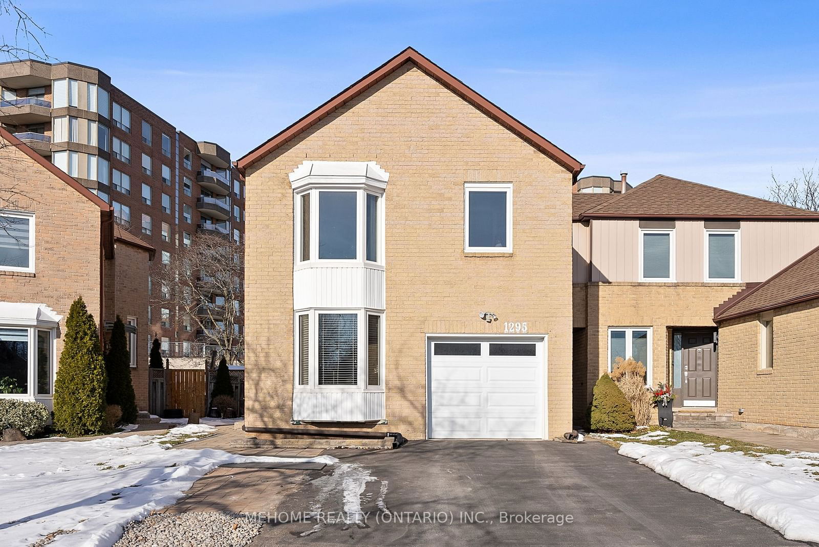 Detached House for sale at 1295 Barberry Green, Oakville, 1007 - GA Glen Abbey, L6M 2A8 - MLS: W11944132