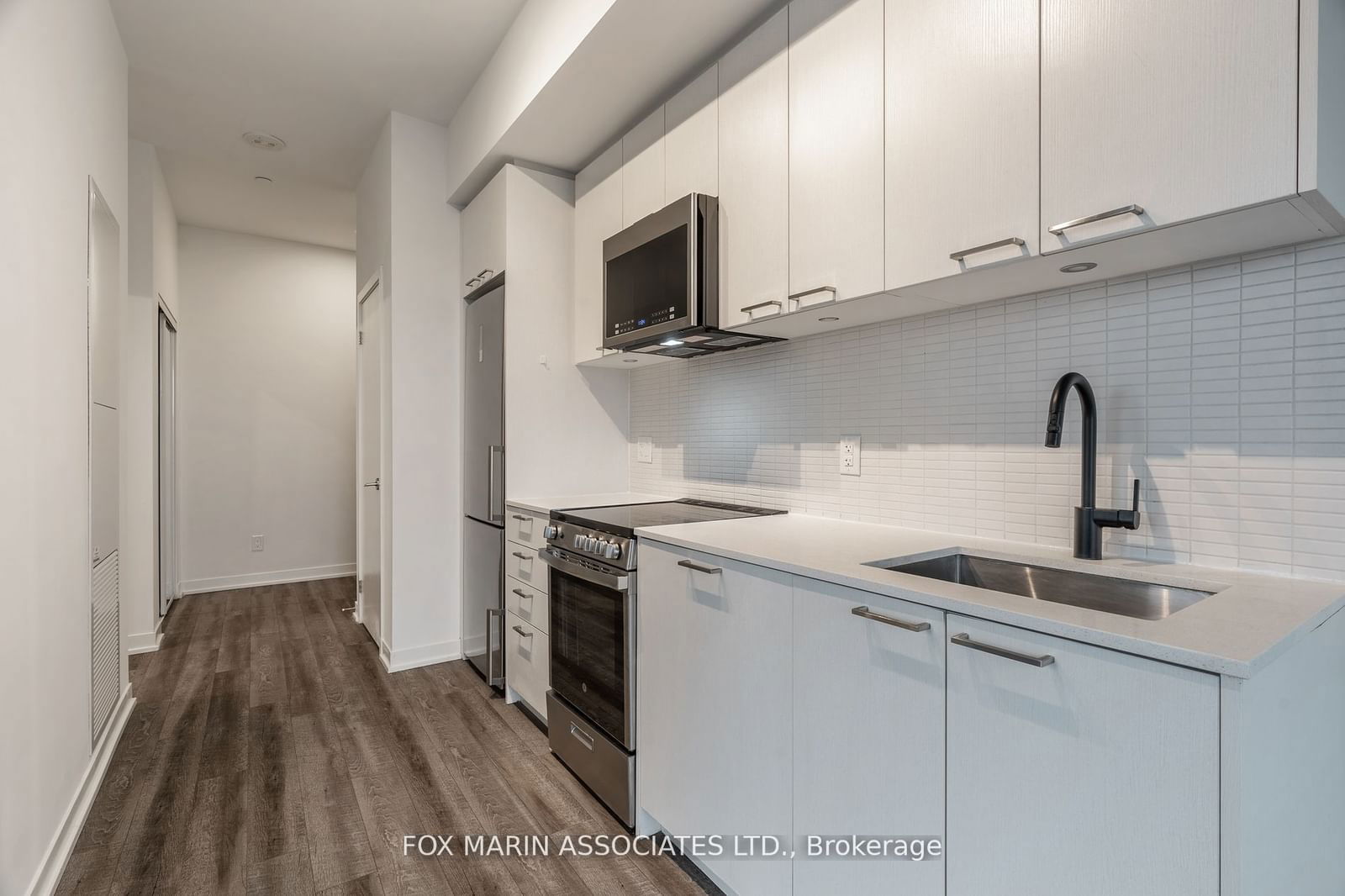 Condo for lease at 605-1808 St Clair Avenue, Toronto, Weston-Pellam Park, M6N 0C1 - MLS: W11944292