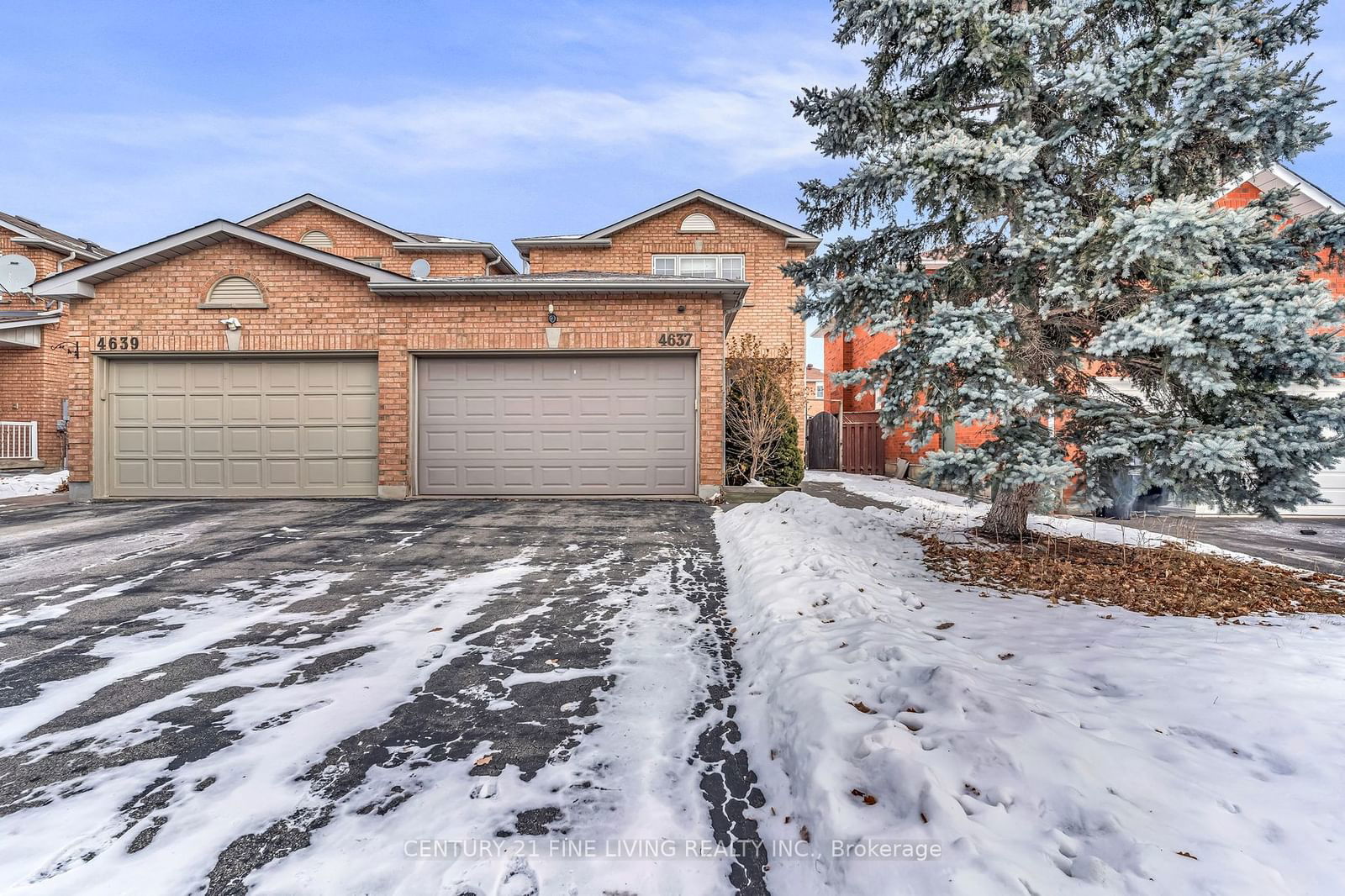 Detached House sold at 4637 Crosscreek Court, Mississauga, East Credit, L5V 1G5 - MLS: W11944465