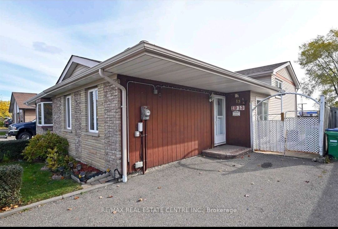 Detached House for lease at 13 Archdekin Drive, Brampton, Madoc, L6V 1Y1 - MLS: W11944591