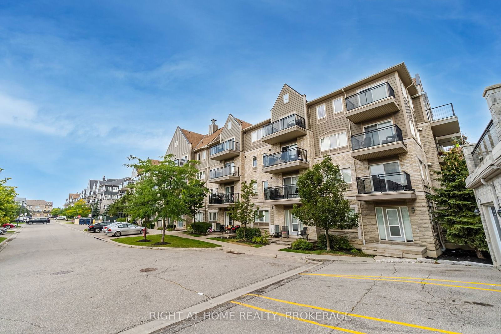 Condo for lease at 302-5100 Winston Churchill Boulevard, Mississauga, Churchill Meadows, L5M 0N9 - MLS: W11944634