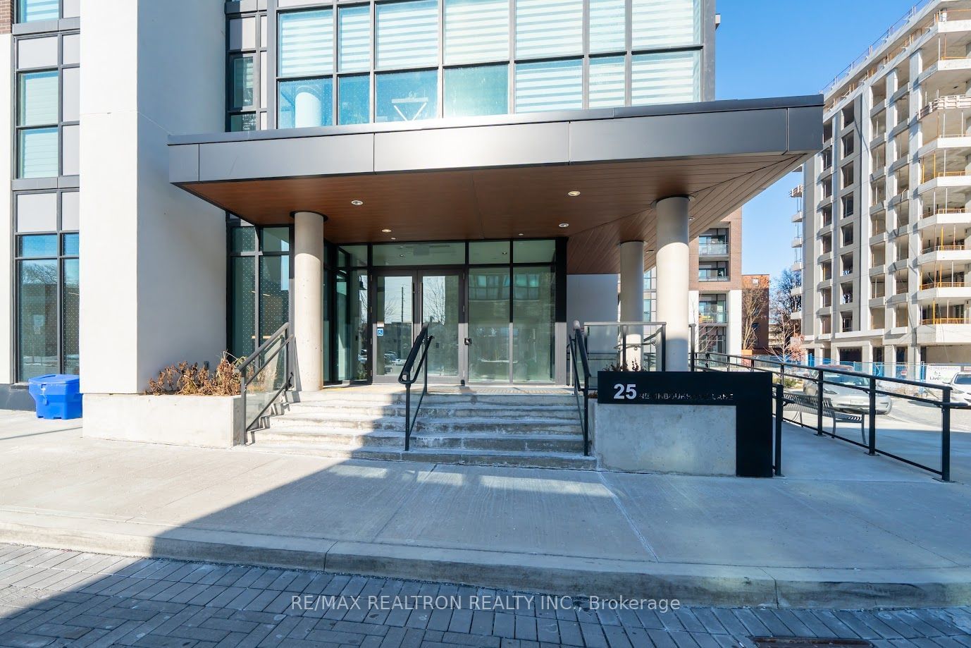 Condo for lease at 1002-25 Neighbourhood Lane, Toronto, Stonegate-Queensway, M8Y 0C4 - MLS: W11944657